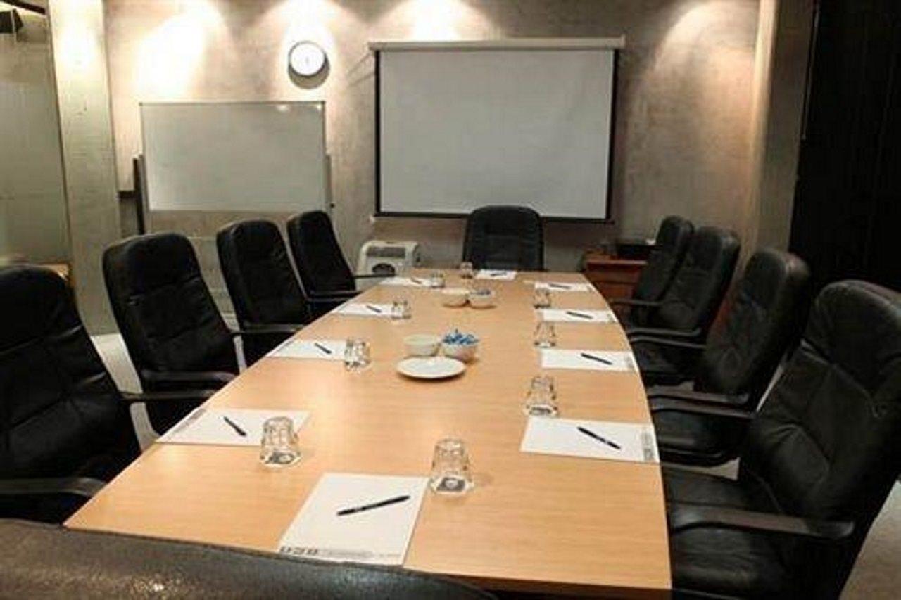 Metro Hotel Perth City Facilities photo